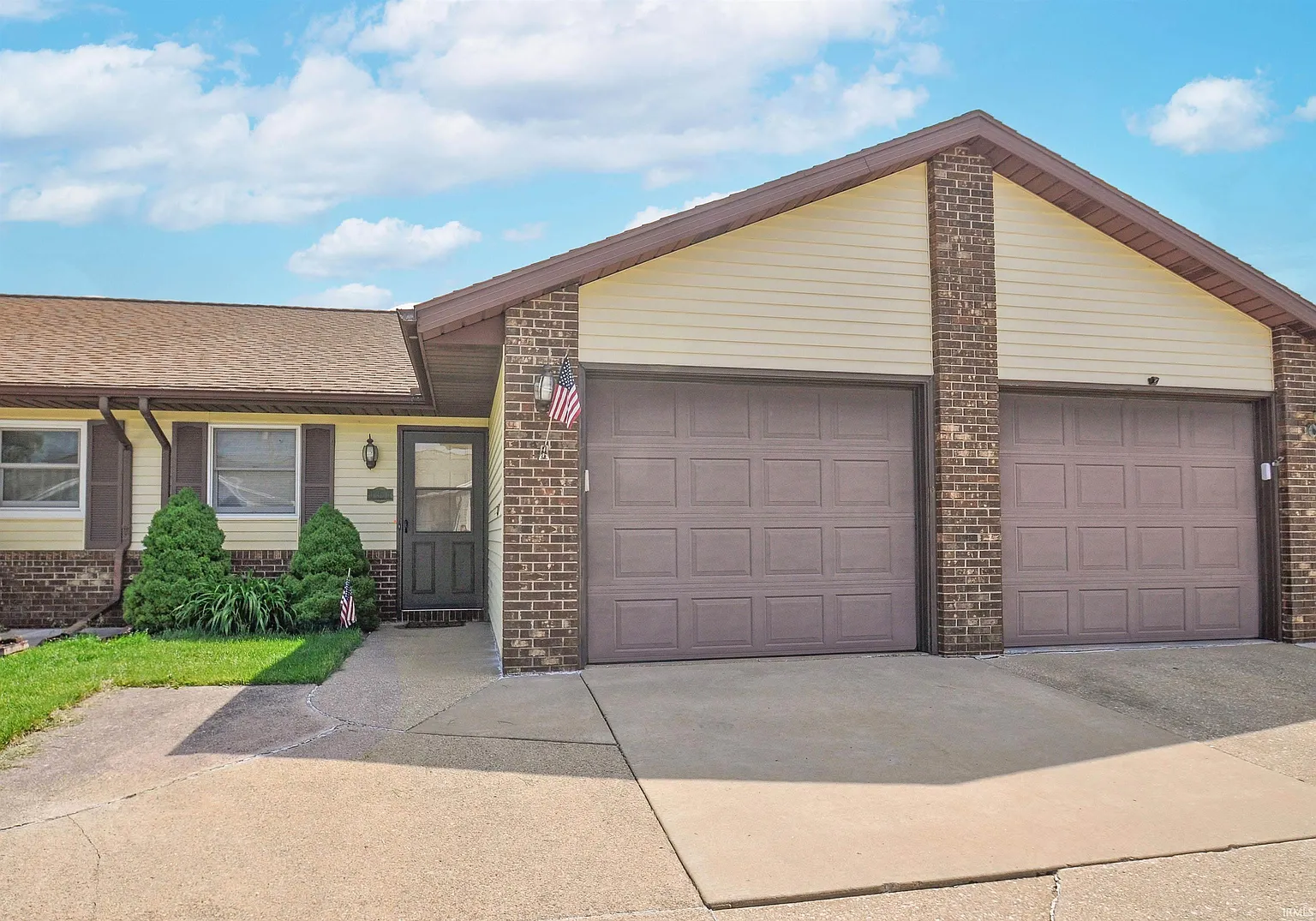 1311 Berkley Cir photo 1
