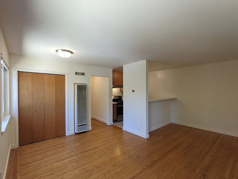 1429 MLK Jr Way — Photo 11