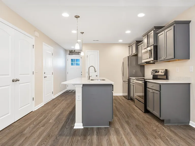 132 Machrie Loop #B — Photo 6