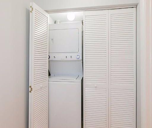 5th image of 7614 N Marshfield Ave #204