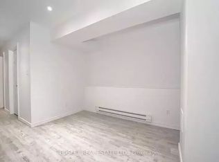 298 Rhodes Ave #1A, Toronto, ON M4L3A3
