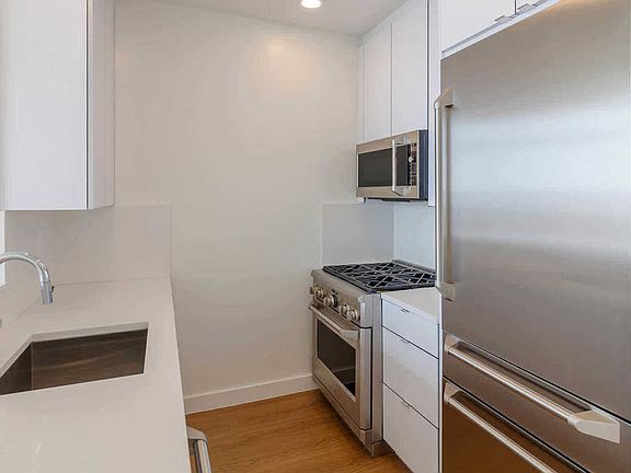 5th image of 800 6th Ave APT 5A