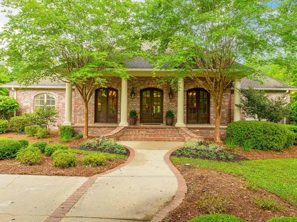 14 Amen Cor, Hattiesburg, MS 39401