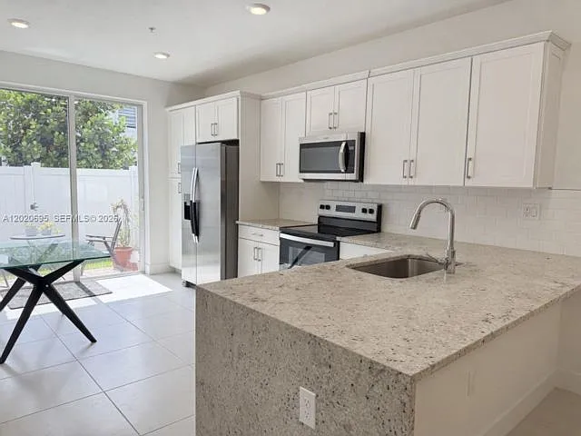 217 SW 170th Ave — Photo 16