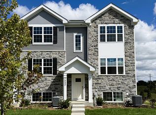 1277 Foxglove Dr, Bartlett, IL 60103