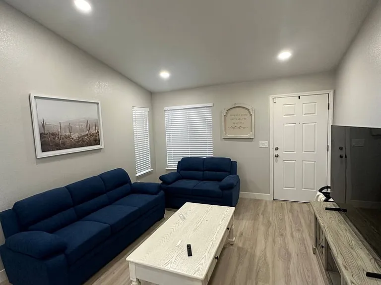 2050 Bridle Creek Cir — Photo 5