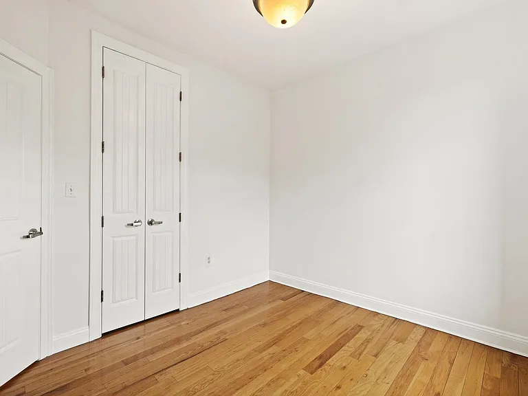 2677 Kennedy Blvd #12 — Photo 7
