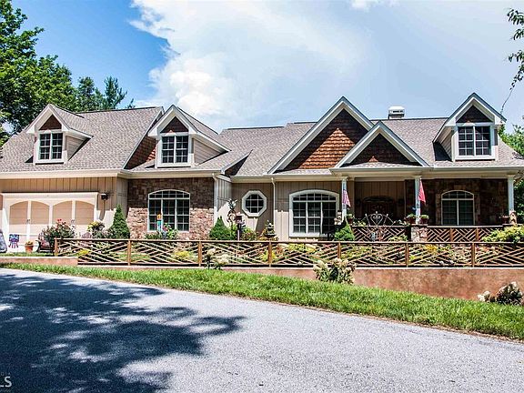 3rd image of 275 E Sugarbush Dr