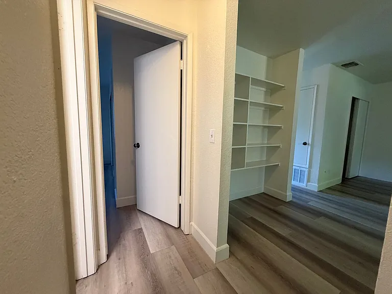 9151 Newhall Dr #116 — Photo 30