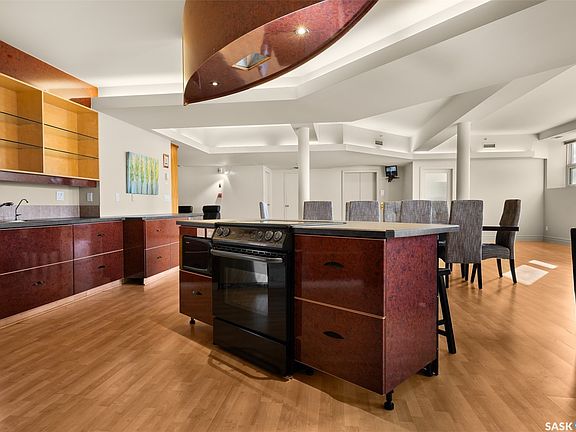 3rd image of 1821 Scarth Street #300