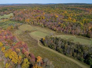 Traver Rd, Pleasant valley, NY 12569