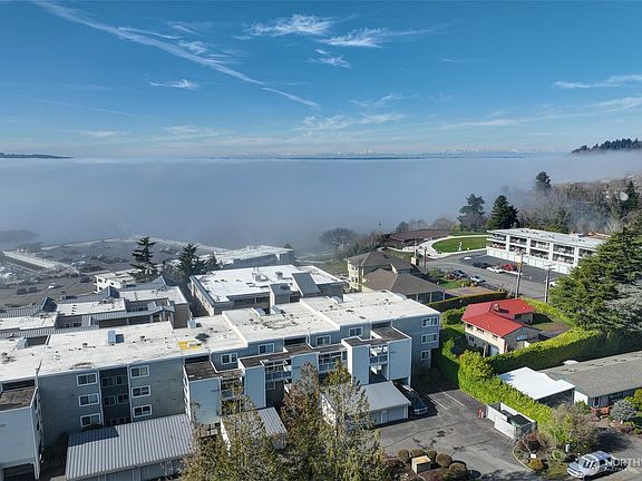 4th image of 22222 6th Avenue S #5