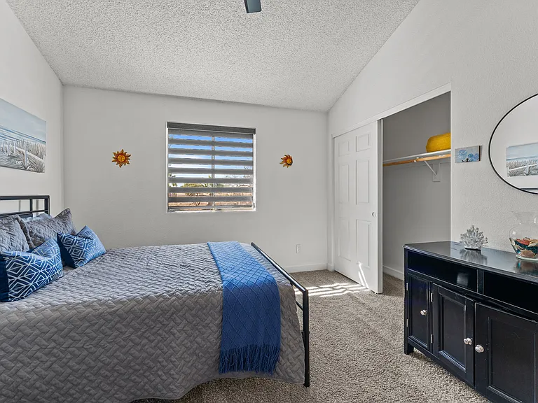 11417 W Orange Blossom Ln — Photo 38