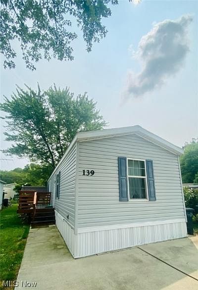 1st image of 14740 Oak Grove Dr