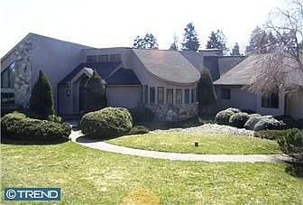 1st image of 12 W Mozart Dr