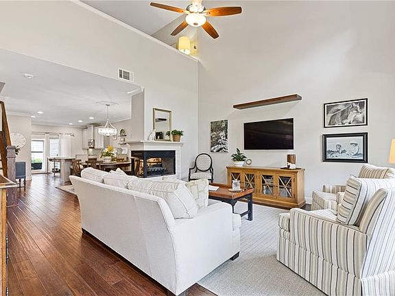 4th image of 6206 Gaines St