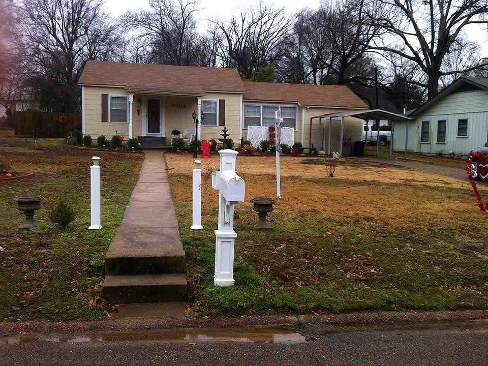 1st image of 2203 Grand Ave