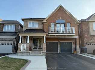 42 Seascape Cres E, Brampton, ON L6P 3C5