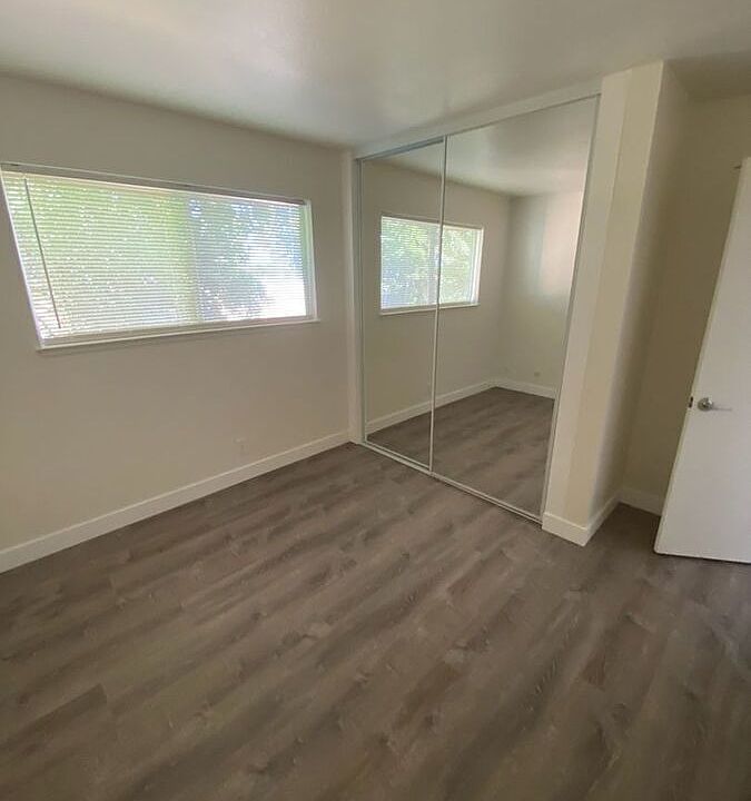 1st image of 2315 Parker St #21