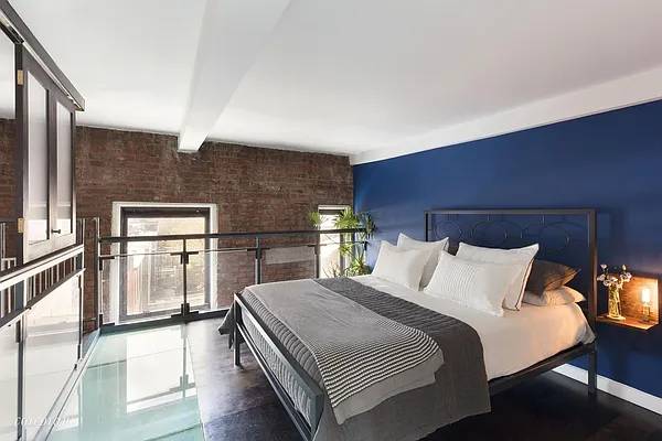 Sold by Corcoran | media 29