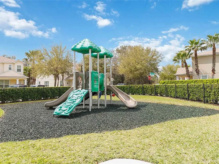 17416 Placidity Ave — Photo 32