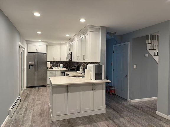 3rd image of 197 Saddle Ln