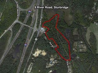 9 River Rd, Sturbridge, MA 01566