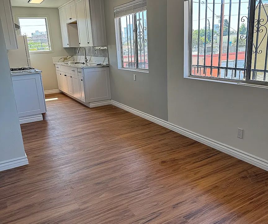 1st image of 319 N La Fayette Park Pl APT 4