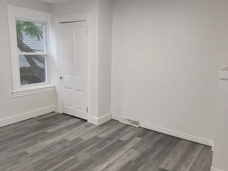 411 S Arch St #1 — Photo 13