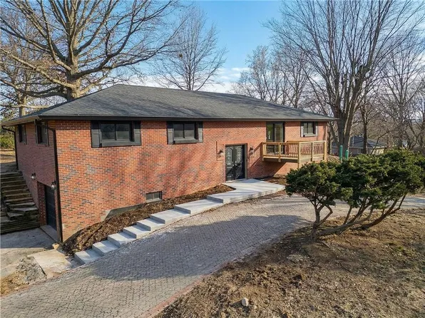 3906 Vera Ln, Saint Joseph, MO 64503