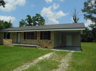 528 Lawrence St, Slocomb, AL 36375
