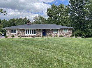 144 Meadowlake Dr, Mexico, MO 65265