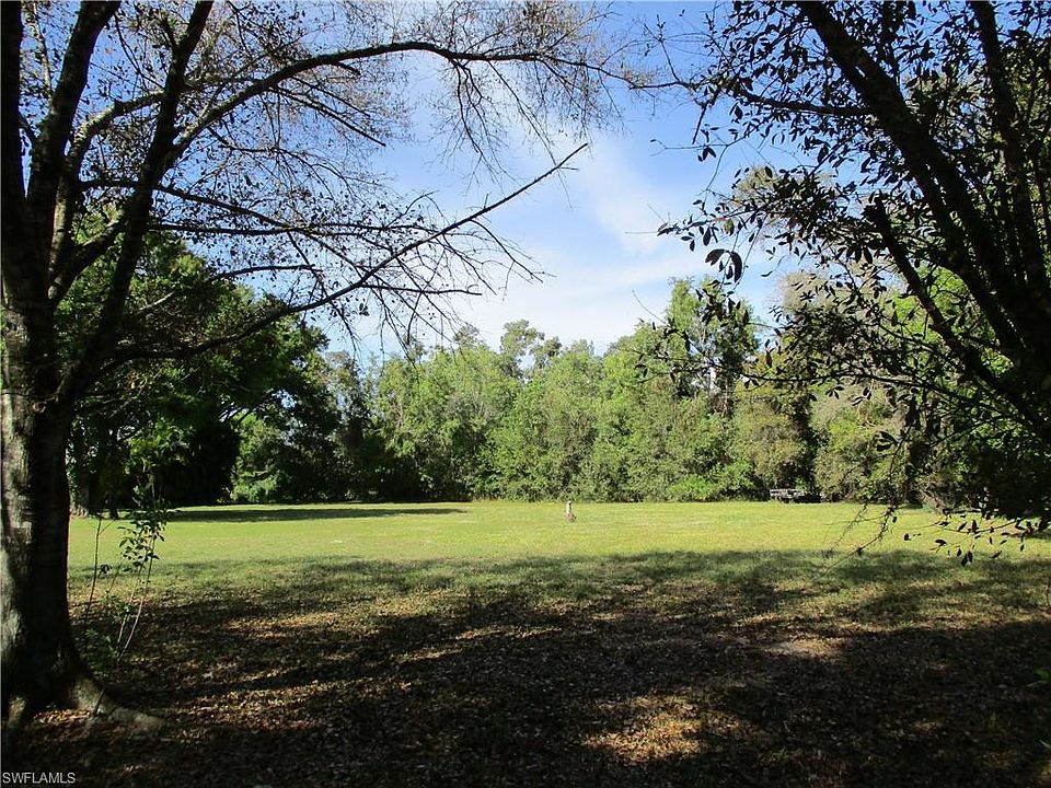 2nd image of 15691 Glendale Oaks Ln