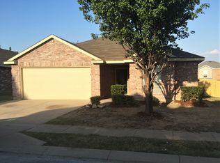 6800 Bluffview Dr, Watauga, TX 76137