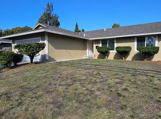 1573 W 3rd St, Santa Rosa, CA 95401