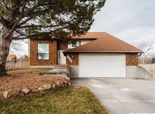 2509 W Homewood Cir, South Jordan, UT 84095