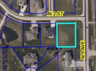 802 N 2nd St, Sully, IA 50251