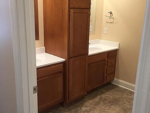 4th image of 2103 W Canyon Dr