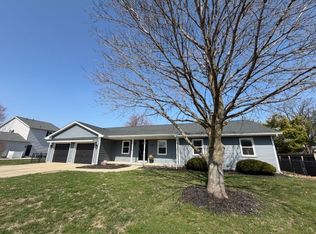 533 Cumberland Dr, Chatham, IL 62629