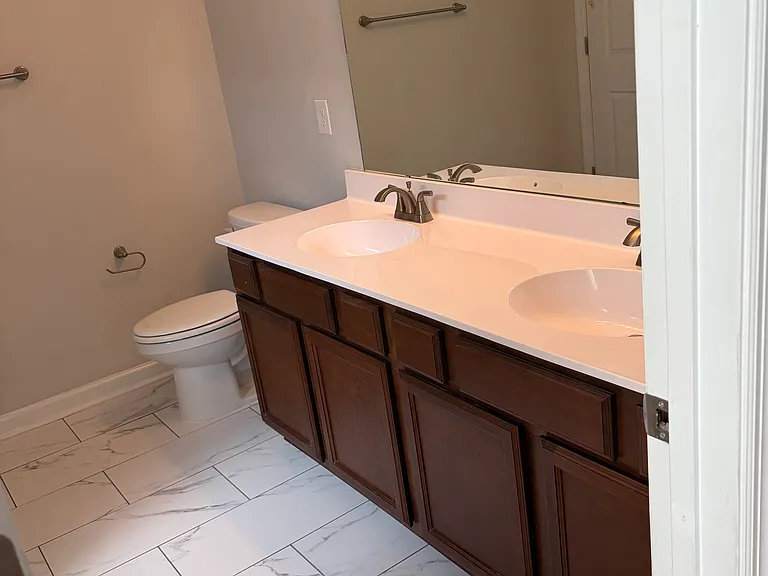 408 Vandemere Ct — Photo 22
