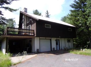 17 Country Club Ln, Lake Placid, NY 12946