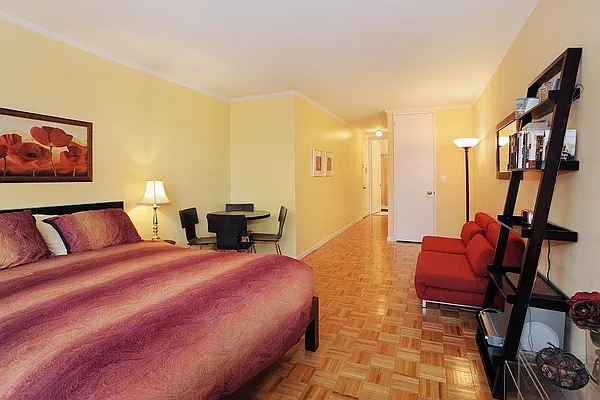 Sold by Corcoran | media 3