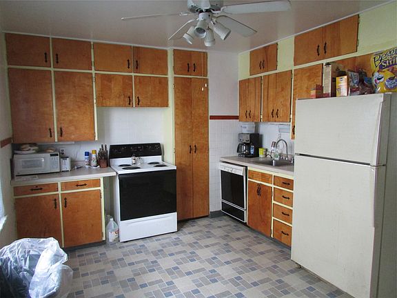 3rd image of 263 S Marr St