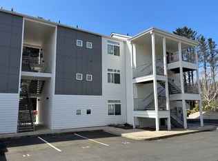 3610 NW Port Ave #102, Lincoln City, OR 97367