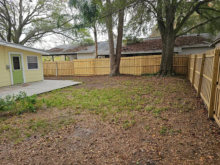 2922 Shore Dr — Photo 8