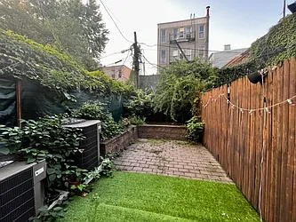 Rented by MySpaceNYC