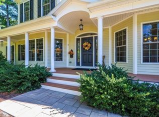 5 Bretton Rd, Dover, MA 02030