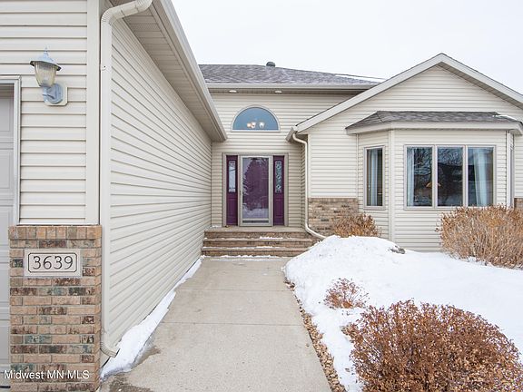 2nd image of 3639 Westmoor Dr