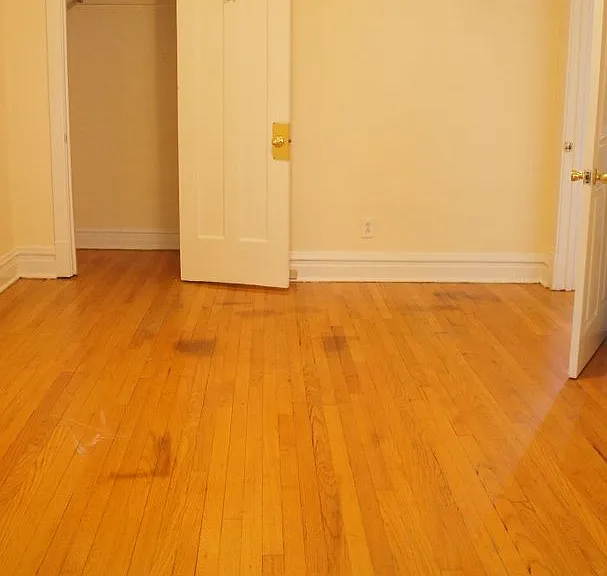 2516 N. Kedzie LP — Photo 5