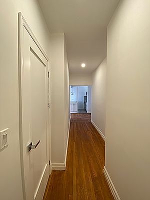 3rd image of 129 W 89th St APT 67